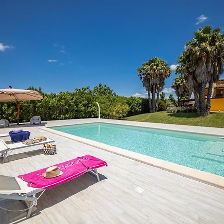Villa Esmeralda Тавиано Екстериор снимка